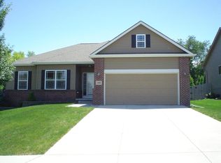 4309 Edgerton Dr, Bellevue, NE 68123