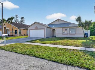 3090 Thames Way, Miramar, FL 33025