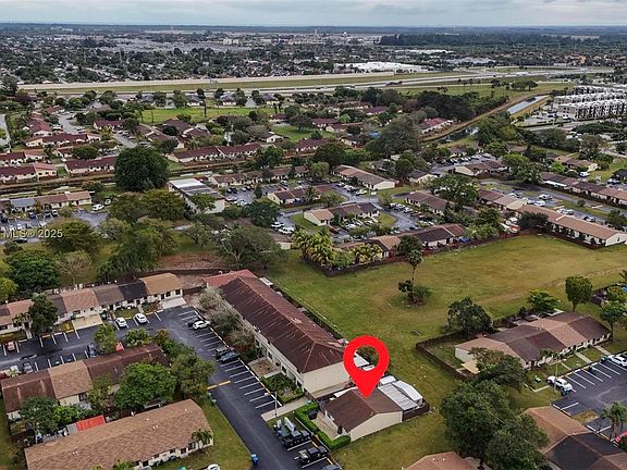 5th image of 28121 SW 143rd Ct #28121