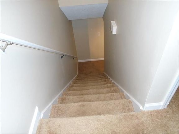 5th image of 1411 Poplar Pointe SE