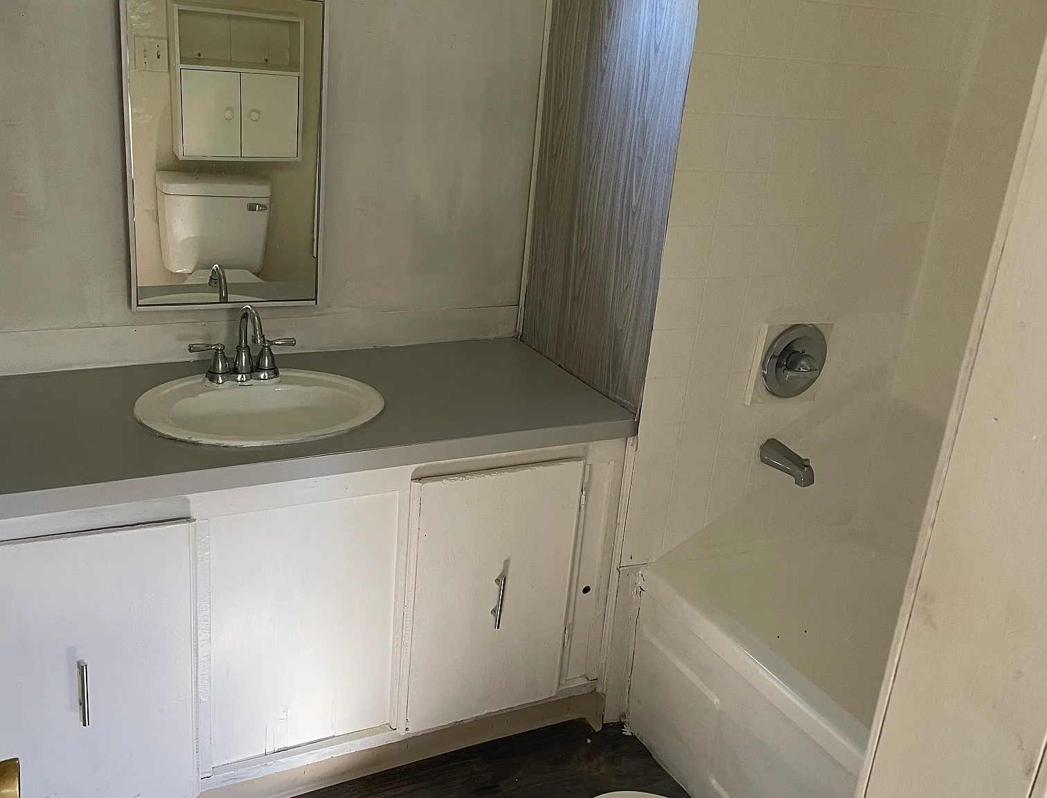 2 bed, 650 sqft, $1,100 — Photo 4