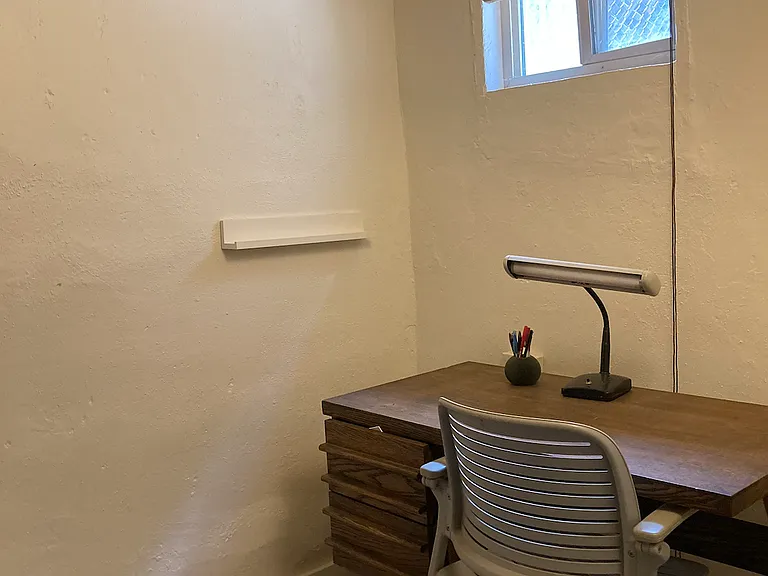 370 N Clarkson St — Photo 8