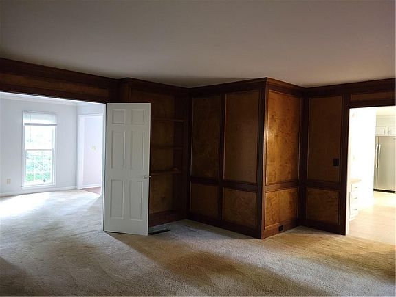 5th image of 1238 Rivermist Dr