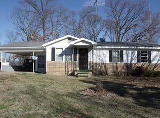 672 Sandhill Rd, Gleason, TN 38229