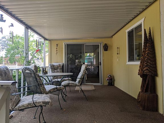 2nd image of 1504 Tulip Cir #61