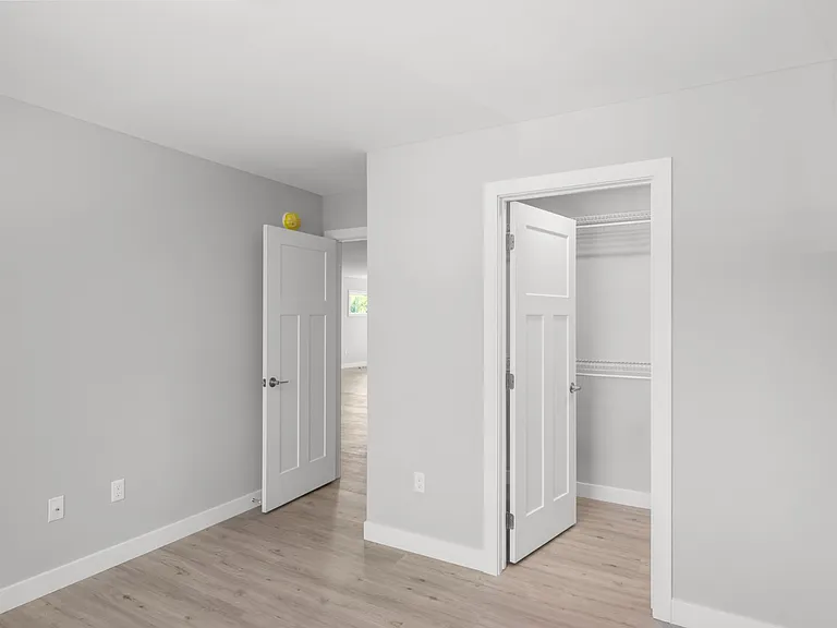500 Cambridge St — Photo 17