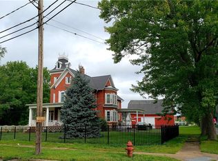 604 W Center St, Medina, NY 14103