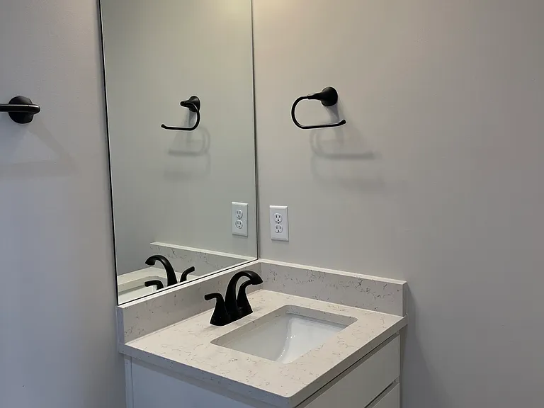 Linden Park Apartments — Photo 12