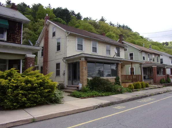 159 Main St, Parryville, PA 18244