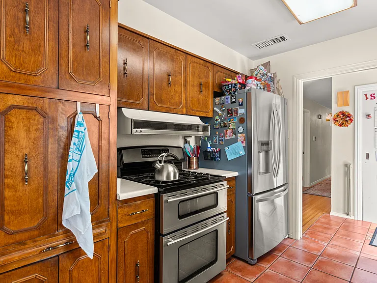 1424 Dartmouth Dr NE — Photo 28