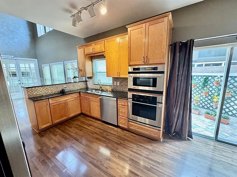5121 Fairway One Dr — Photo 14