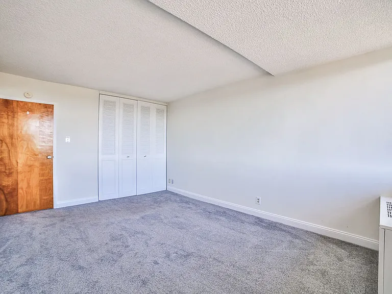 1088 Delaware Ave #13B — Photo 23