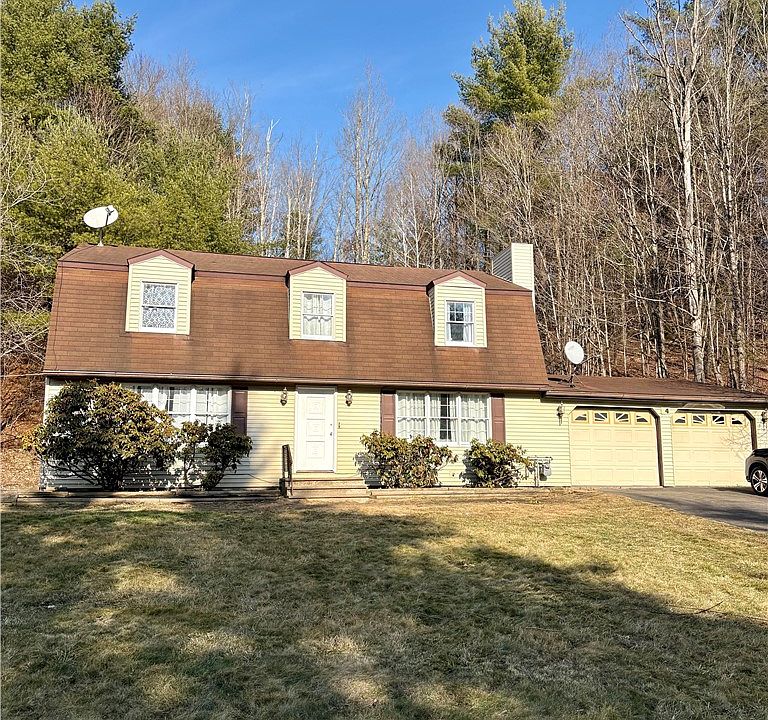 1st image of 14 Clark Hollow Rd