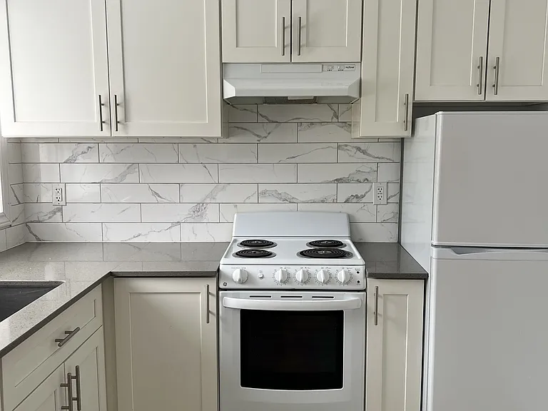 630 Cummings Ave — Photo 303
