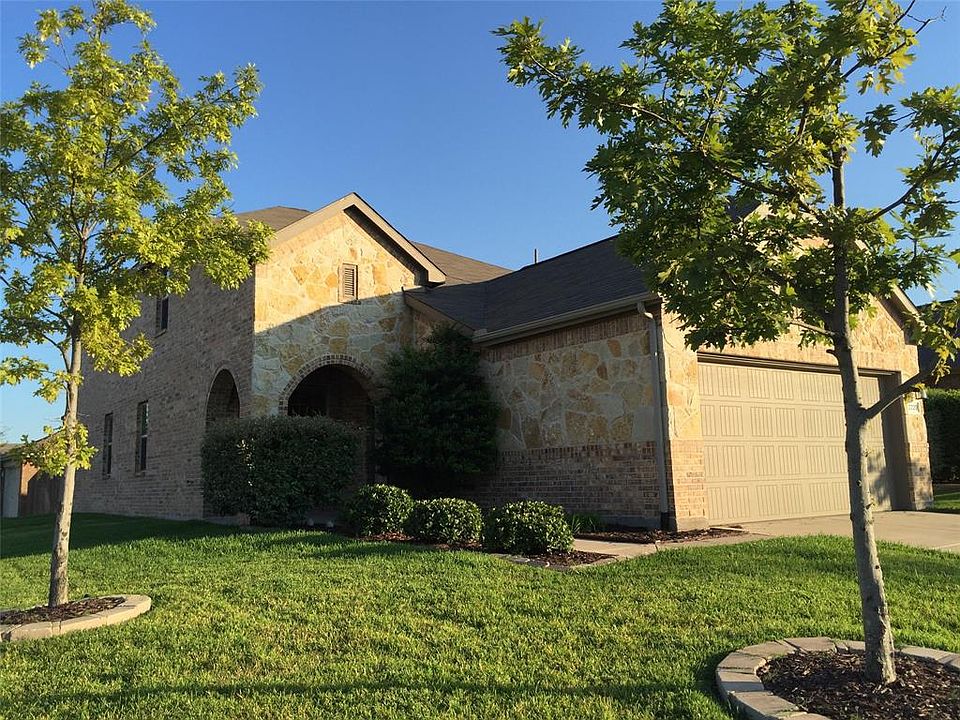 1st image of 12220 Walden Wood Dr