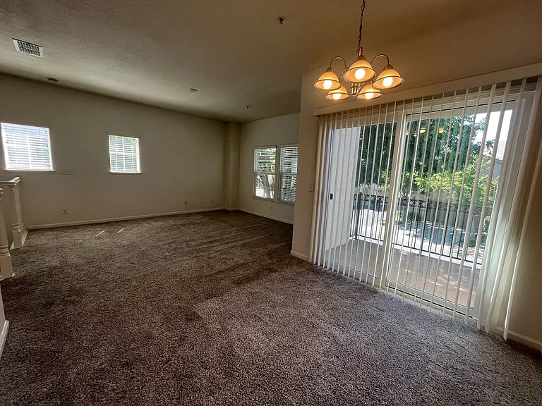 3301 N Park Dr #1312 — Photo 9