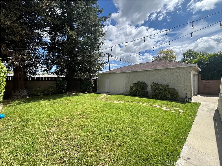 18029 Santa Rita St — Photo 19