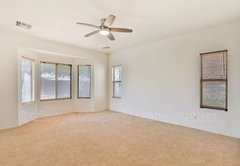 11547 E Sylvan Ave — Photo 19