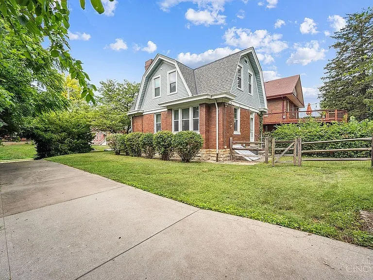 2964 Deckebach Ave — Photo 25