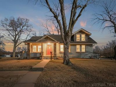 904 E Kaskaskia St, Paola, KS, 66071