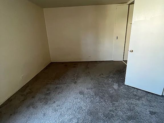 5th image of 3320 Avenue H APT 4E