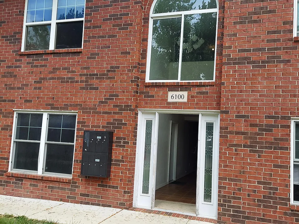 6100 Drexel St