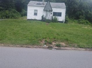 843 Carson Rd, Saint Louis, MO 63135