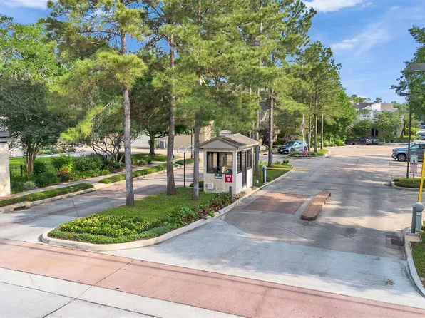 12625 Memorial Dr, Houston, TX