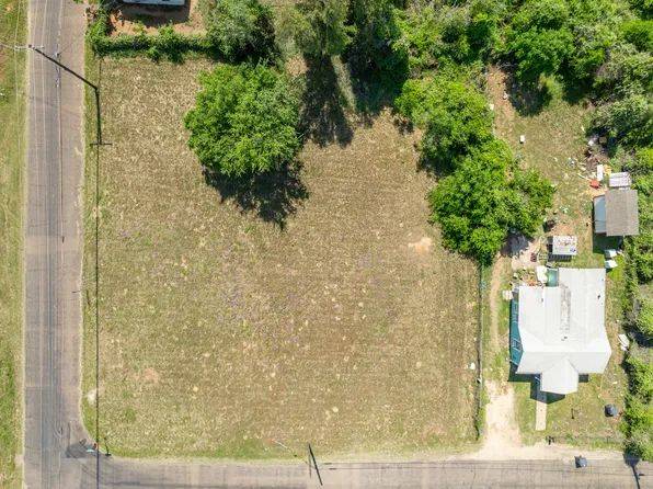 E Pearl St, Waco, TX 76705