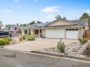 31215 Emperor Dr, Canyon Lake, CA 92587