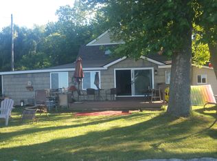 219 Ready Ln, Munith, MI 49259