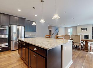 5585 Orchard Cv, Mound, MN 55364