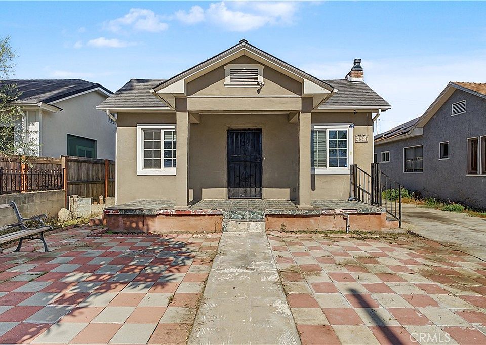 1st image of 2829 S Rimpau Blvd