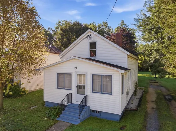 117 W Montgomery STREET, Sparta, WI 54656