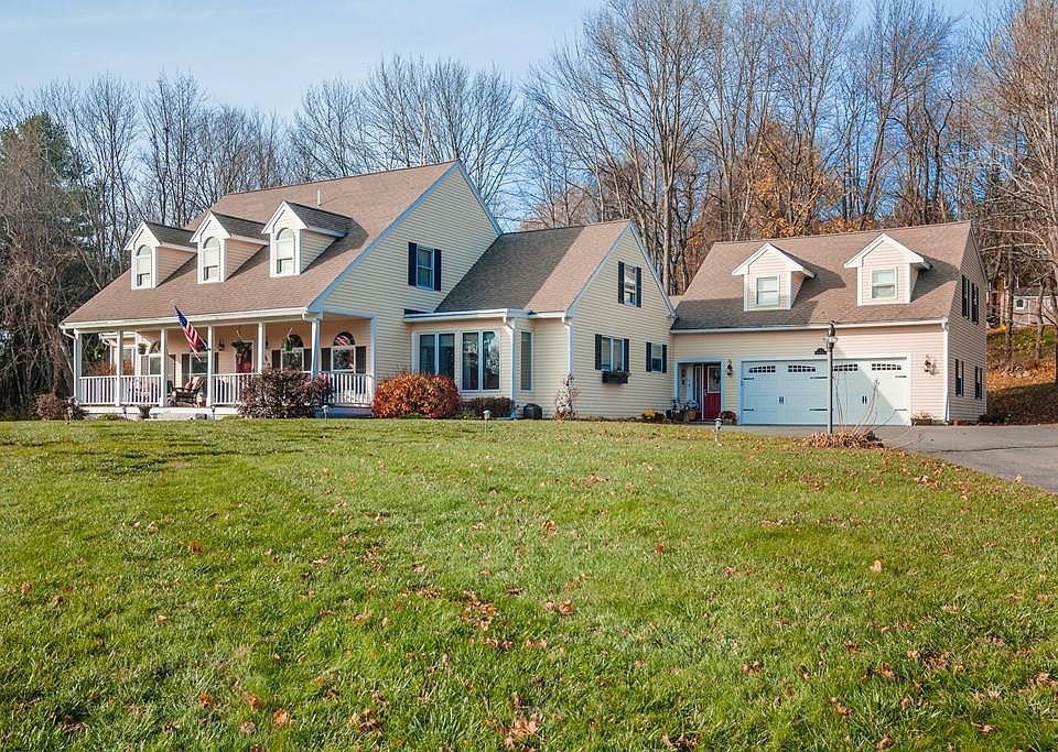 1st image of 2 Brierwood Ln