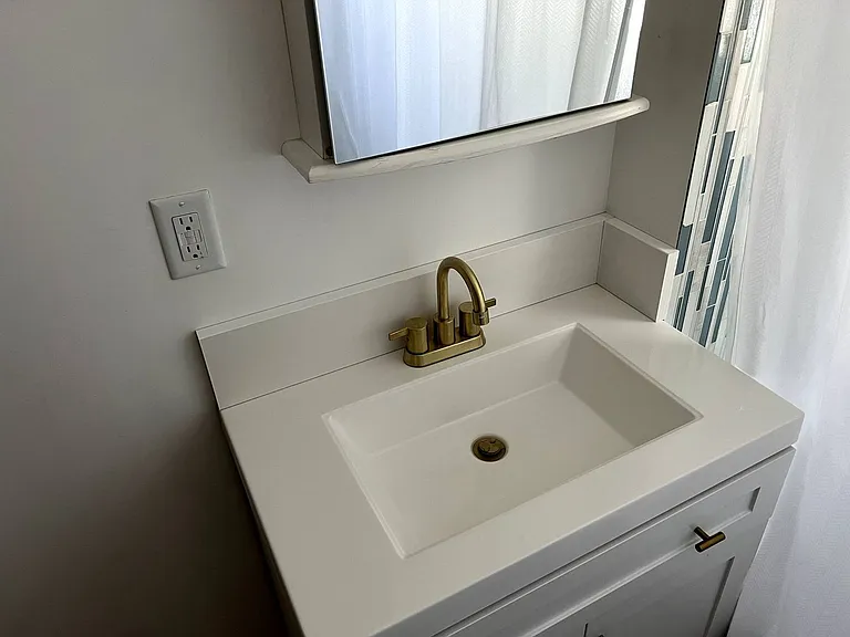 5806 S Highland Dr — Photo 8