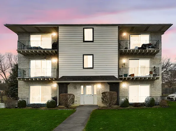 7305 W 85th Pl APT 3B, Bridgeview, IL 60455