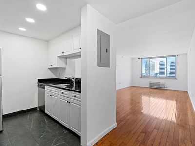 1 2nd St APT 2506, Jersey City, NJ, 07302