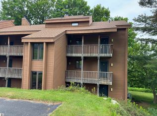 4673 N Cross Over Dr #562, Bellaire, MI 49615