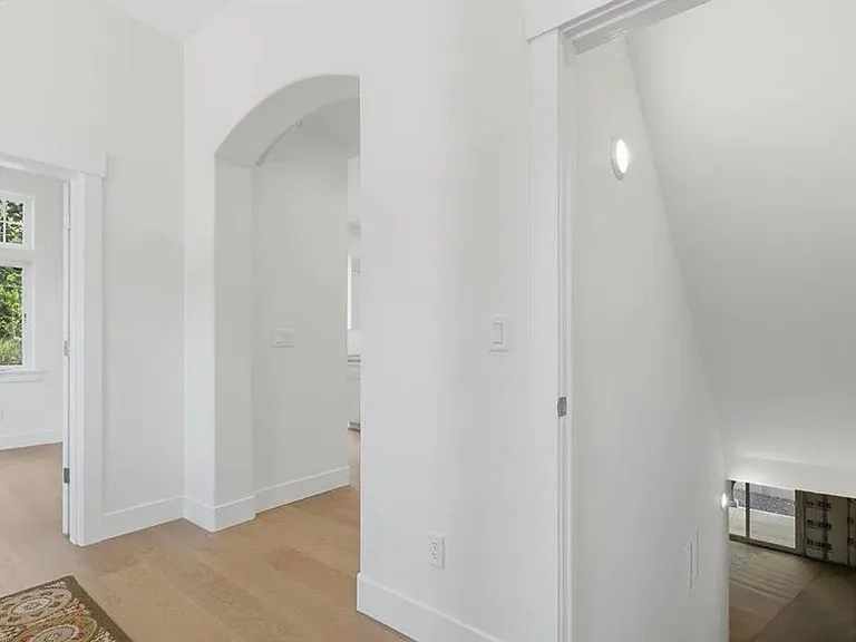 2799 NW Romancier Dr — Photo 5