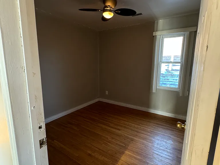 348 Gladstone Ave #3 — Photo 15