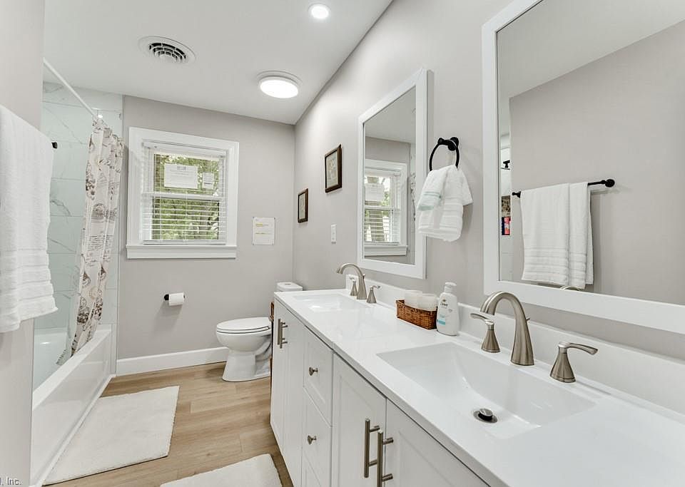 1st image of 5833 Hedgerow Ln