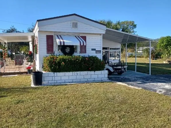 27296 Bourbonniere DR, BONITA SPRINGS, FL 34135