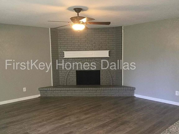 4th image of 328 Long Canyon Dr