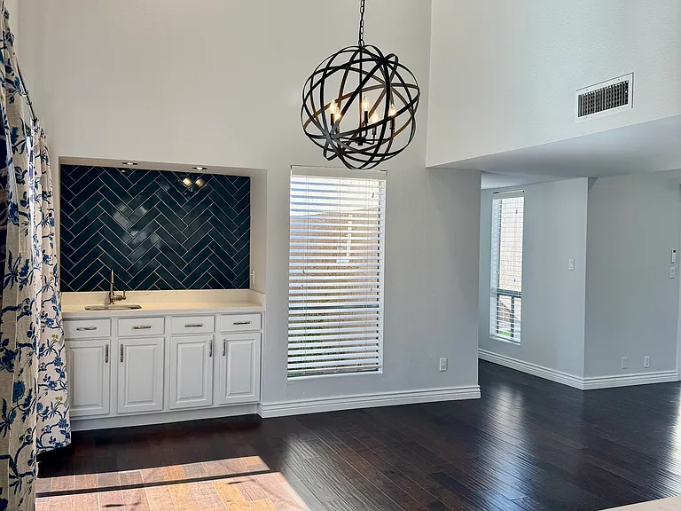 7849 E Crestwood Way — Photo 9