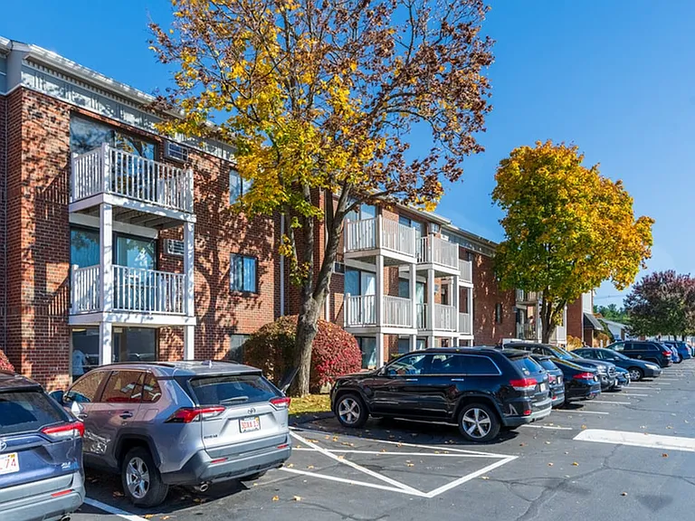 Princeton Green Apartments — Photo 42