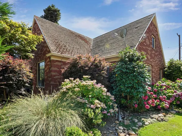 149 S Orange Ave, Lodi, CA 95240