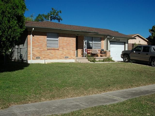 1st image of 1309 Rose Ave