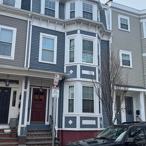 137 M St #1 — Photo 13