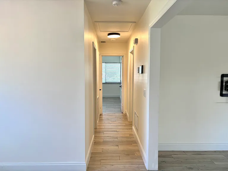 310 Orange Way — Photo 28